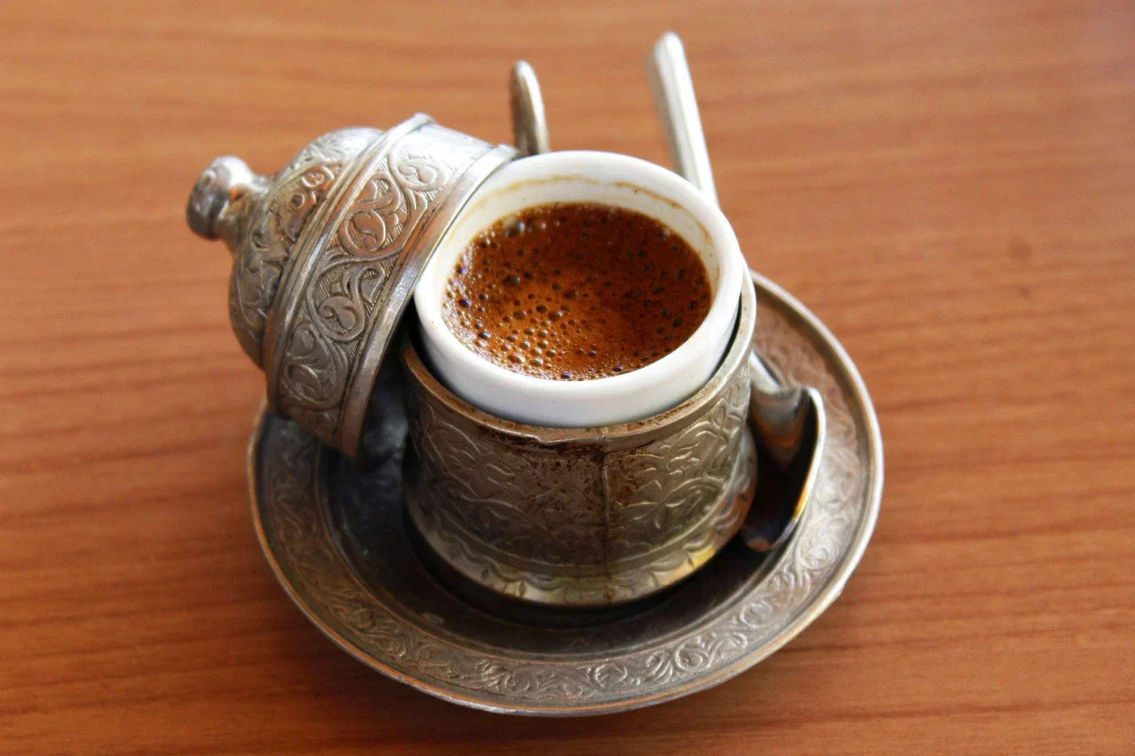 الفرق بين القهوة العربية والتركية